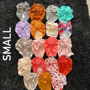 So many turbans - Bows, head wraps, turbans, nylon bows!!! ✨